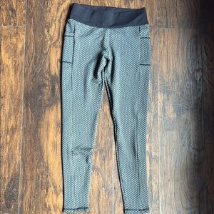 NWT heathYoga.net leggings size L (G17)